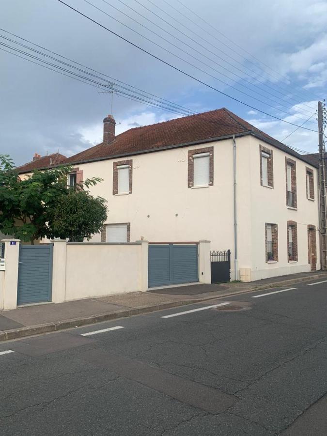 Apartament Good Loc Sens Zewnętrze zdjęcie